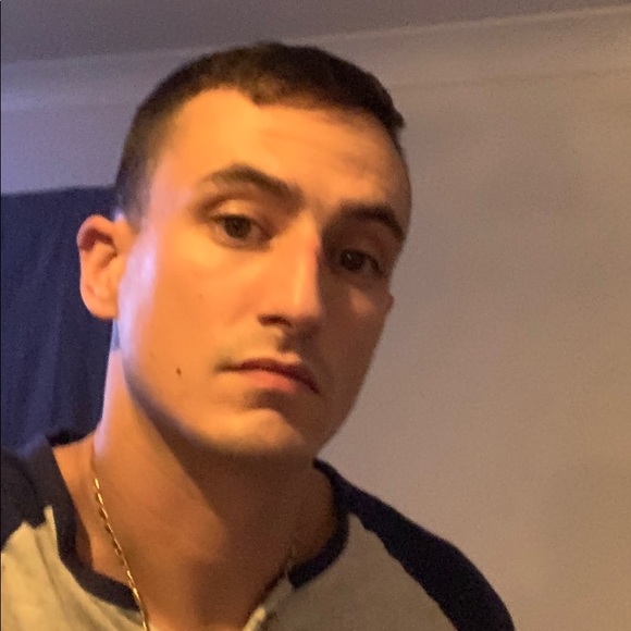 Meet your Posher, Jade - Picture 1 of 1